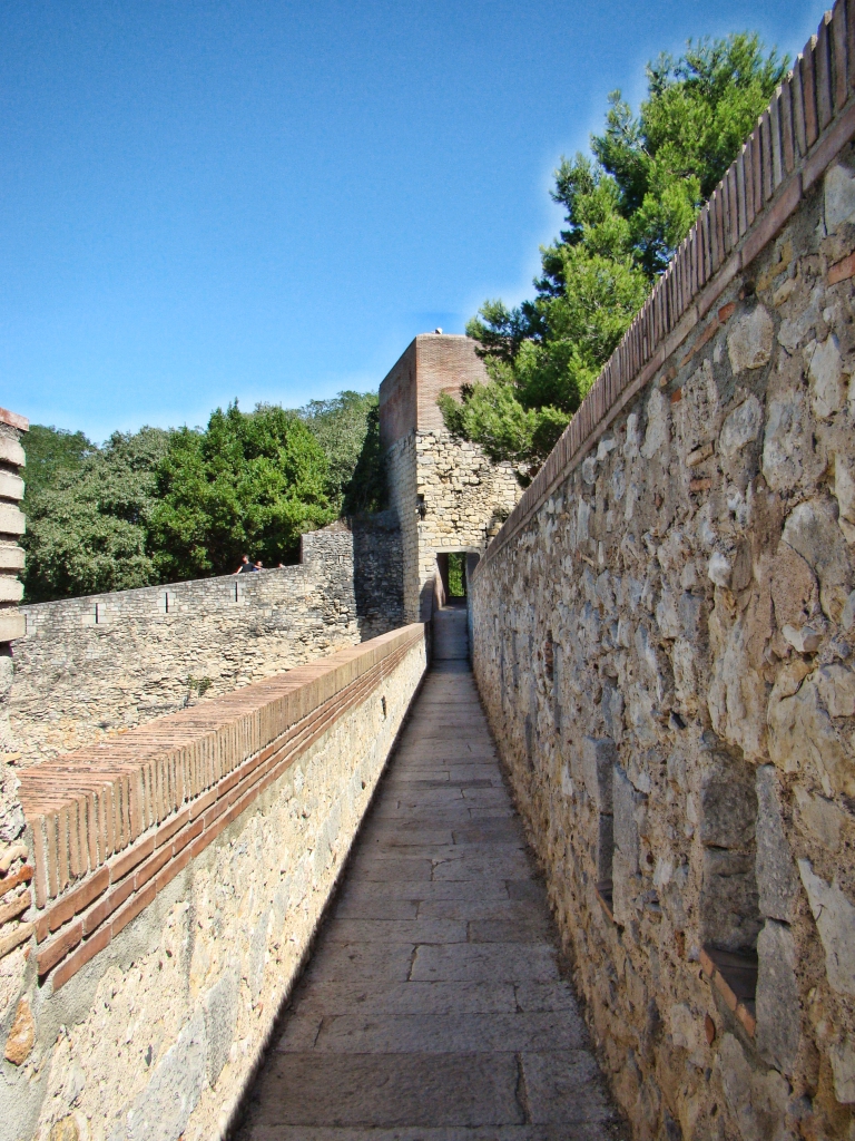 Passeig de la muralla Girona